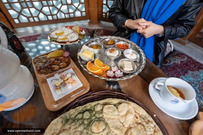 صبحانه بوتیک هتل آب میرزا مشهد 